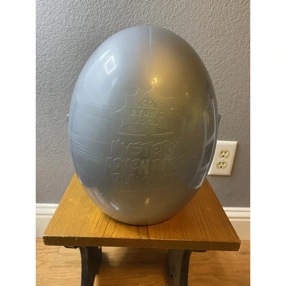 Ryans World Giant Mystery Egg‎ Space Playset with Figures